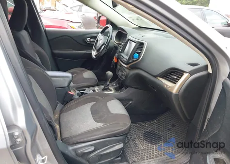 2014 Jeep Cherokee Latitude z USA, uszkodzony, nr VIN 1C4PJMCB2EW268455